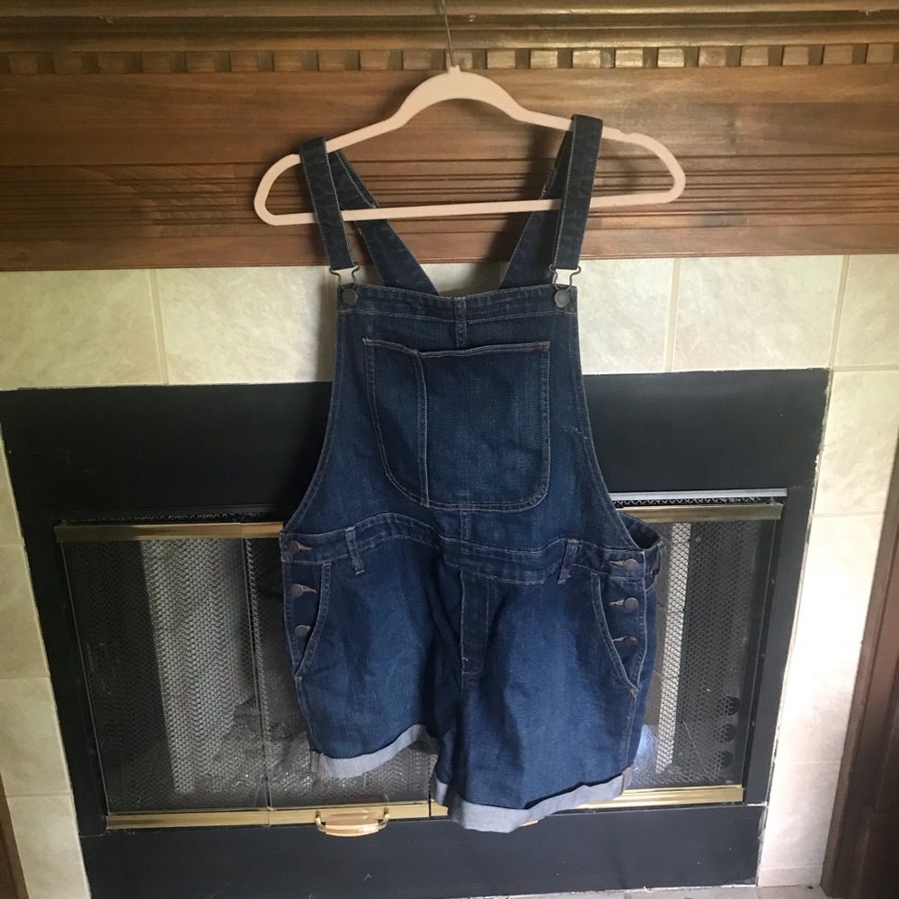 Old Navy Short Overalls